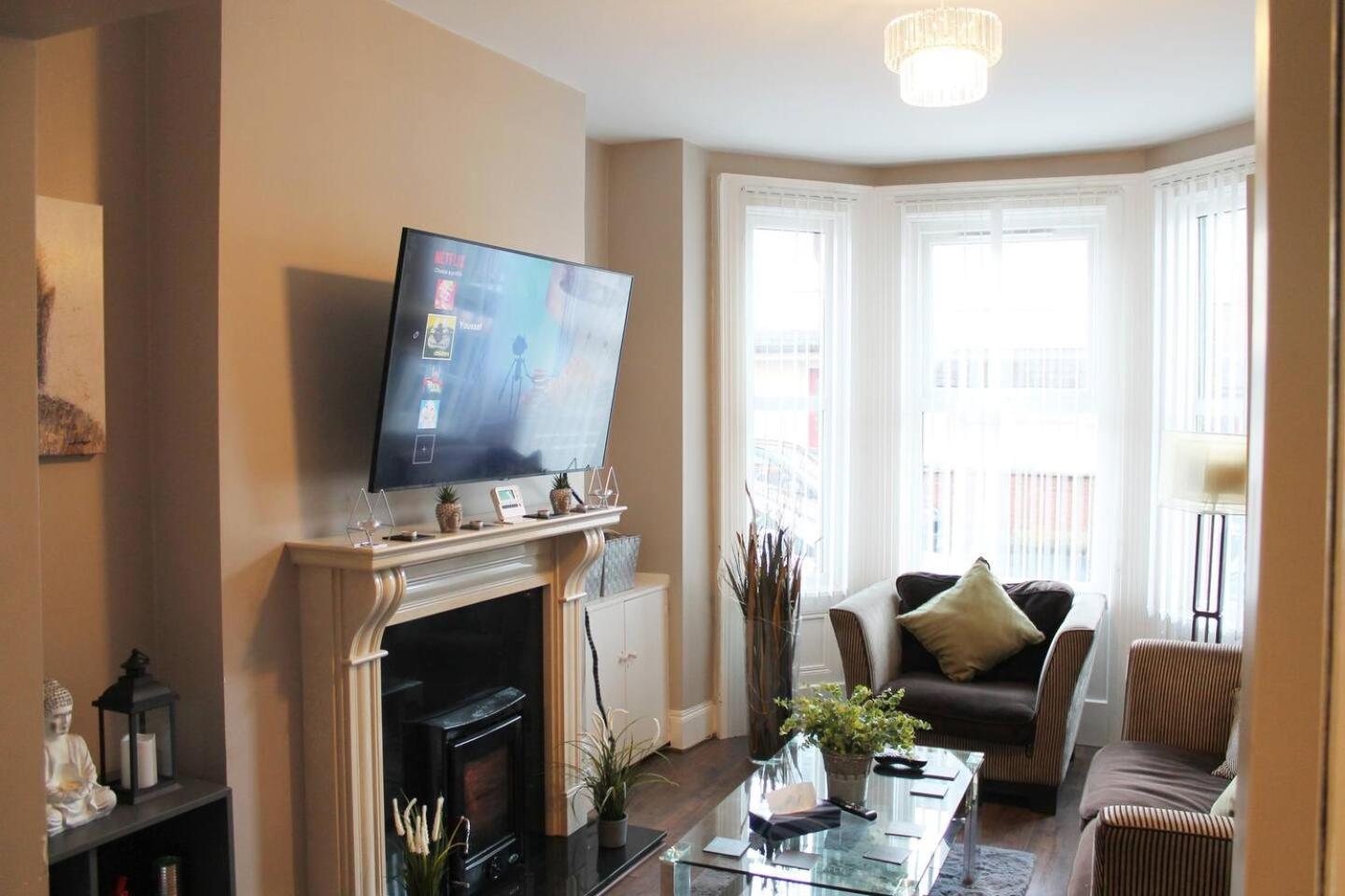 4 Bed Boutique House Lisburn Road Βίλα Μπέλφαστ Εξωτερικό φωτογραφία
