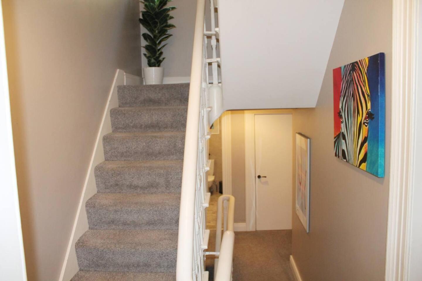 4 Bed Boutique House Lisburn Road Βίλα Μπέλφαστ Εξωτερικό φωτογραφία