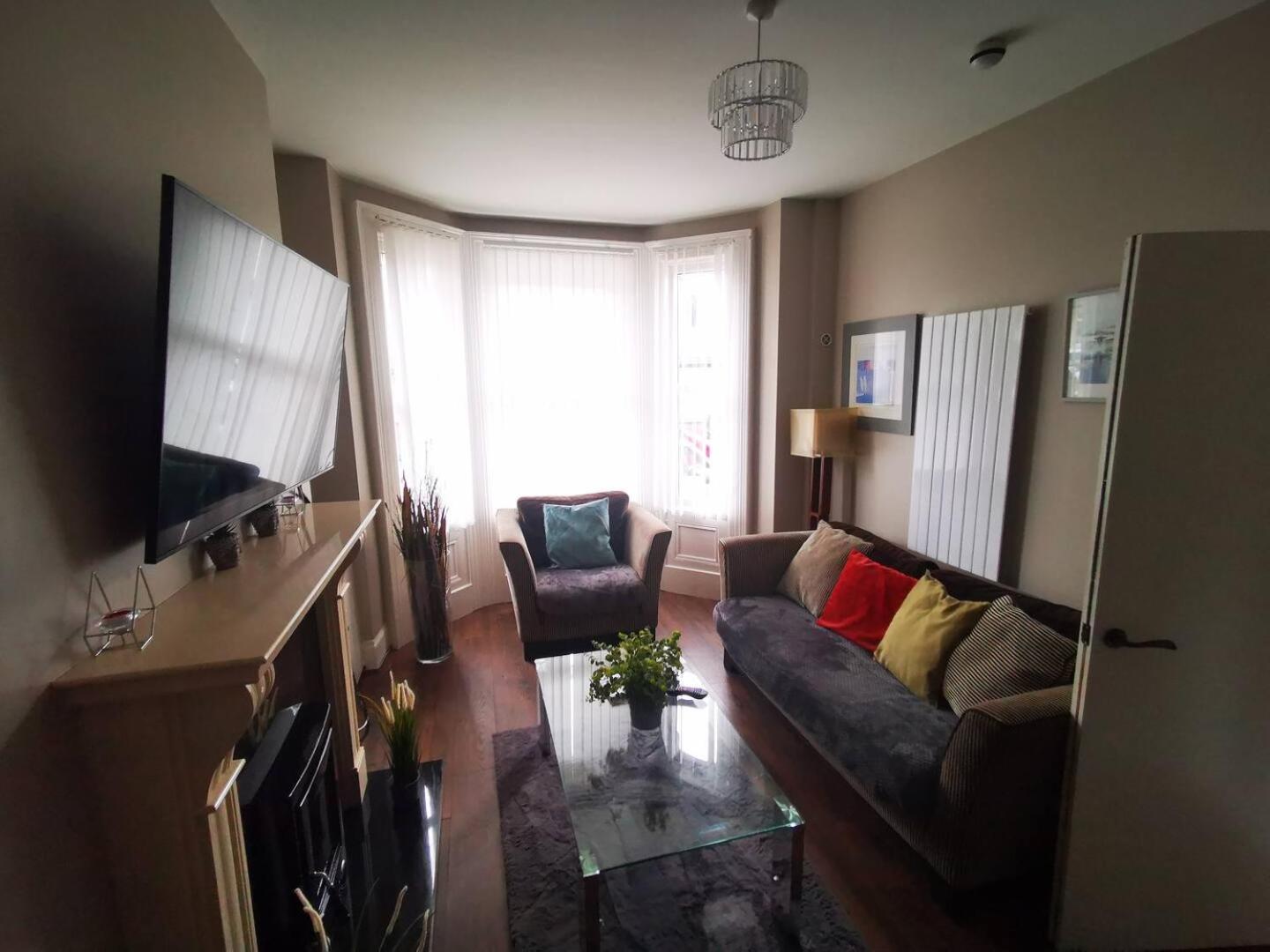 4 Bed Boutique House Lisburn Road Βίλα Μπέλφαστ Εξωτερικό φωτογραφία